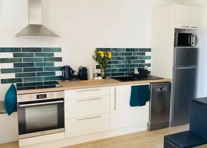 New 10 Minutes' Walk From The Apartamento Antibes