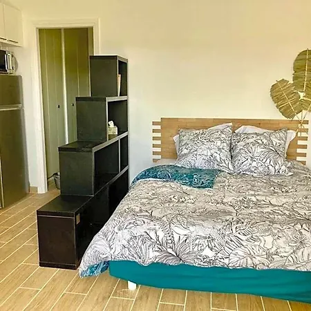 Appartement New 10 Minutes' Walk From The